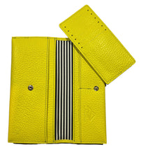 画像をギャラリービューアに読み込む, 222. 本革製スマートウォレット