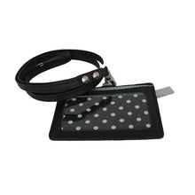 画像をギャラリービューアに読み込む, 141. 本革製ストラップ付カードホルダー