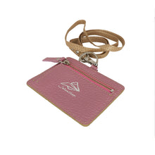 画像をギャラリービューアに読み込む, 141. 本革製ストラップ付カードホルダー