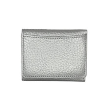 画像をギャラリービューアに読み込む, 778. 本革製三つ折り財布