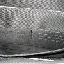 画像をギャラリービューアに読み込む, 34. 本革製ショルダーウォレット TRIBECA