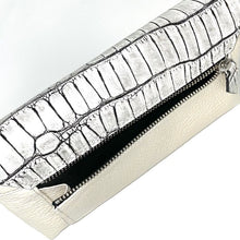 画像をギャラリービューアに読み込む, 34. 本革製ショルダーウォレット TRIBECA